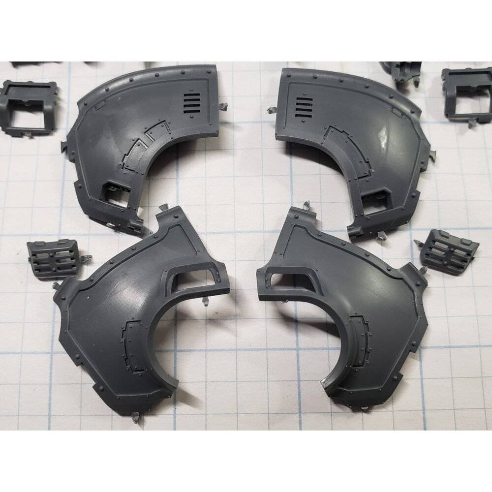 30K Space Marine Bits Saturnine Dreadnought Shield Generator Pauldrons B36 - Picture 9 of 10